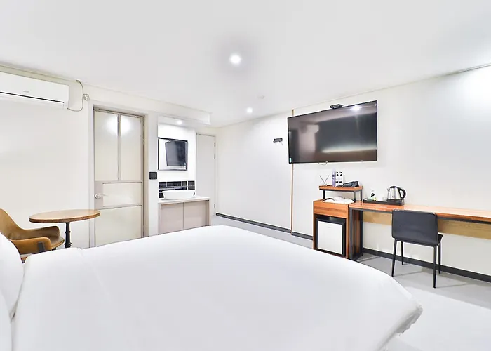 Calm Rest Sasang Motel
